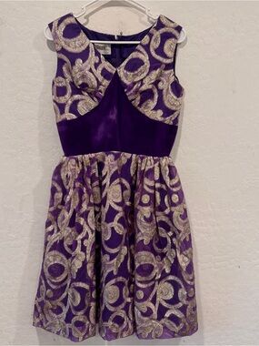 Vintage Alfred Werber Velvet Cocktail Dress Size 10 Purple Gold Brocade Swirl